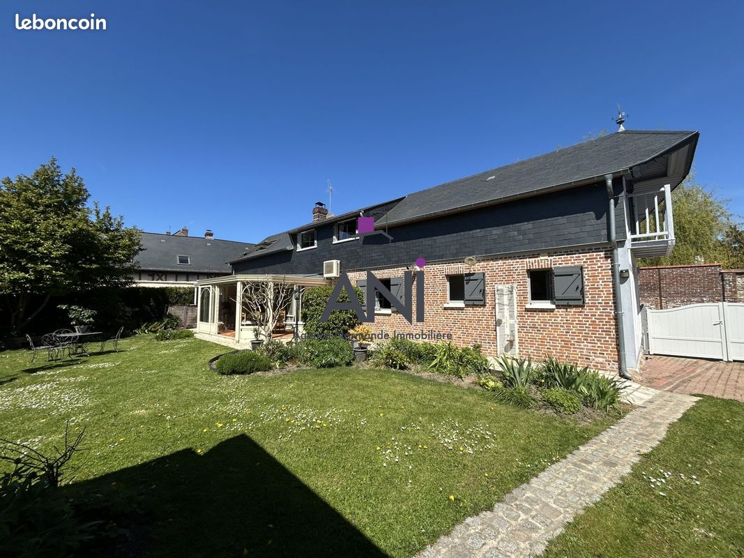 Maison 5 pièces 140 m² · à Saint-Victor-l'Abbaye · 140 m² · 267 500 €