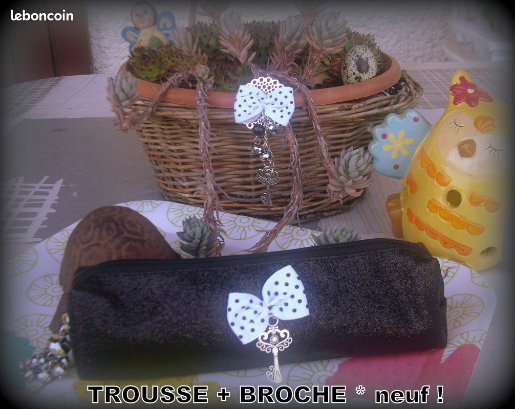 Trousse et broche CHIC * artisanat neuf (image 1)