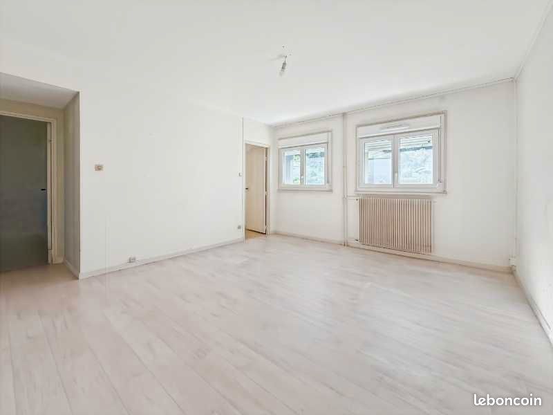Appartement 3 pièces 54 m² · à Vieux-Charmont · 54 m² · 65 000 €