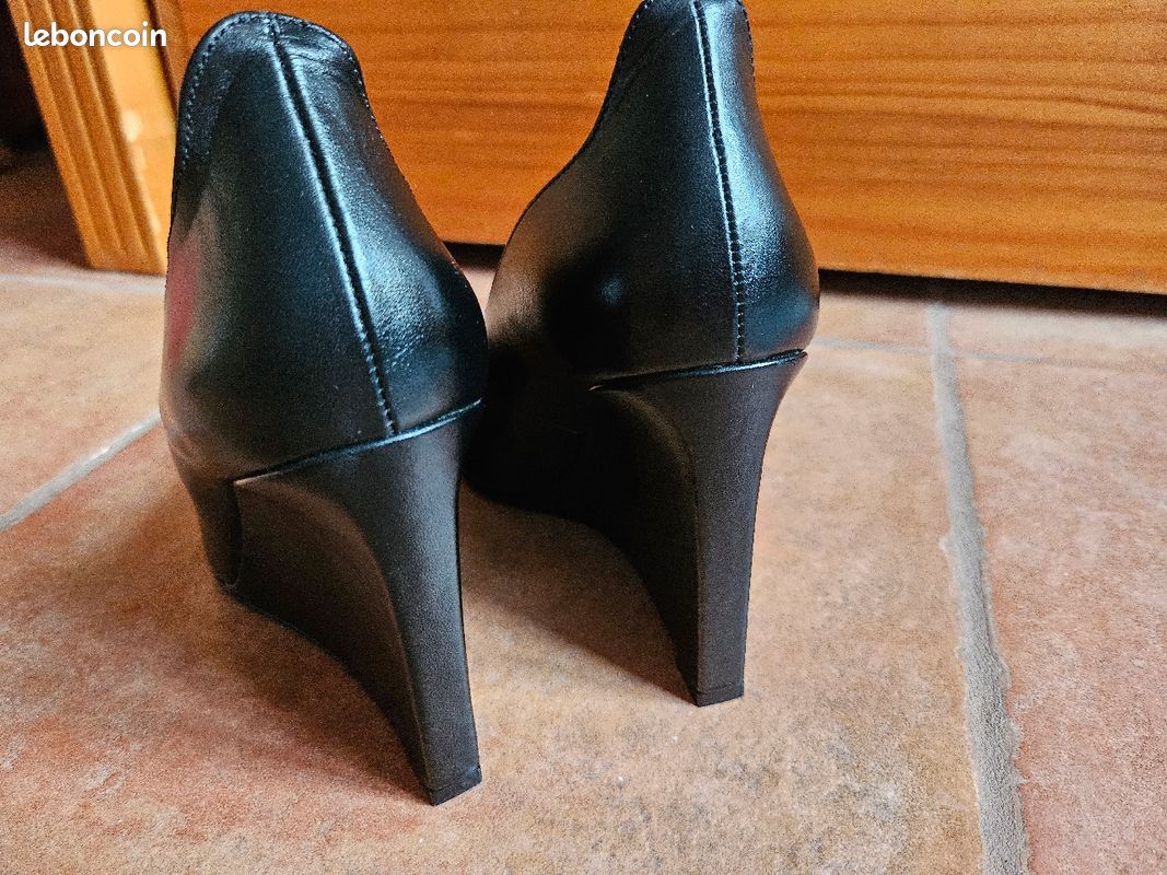 Talon Haut Chaussure De Securite Talon Compense Escarpins En Cuir