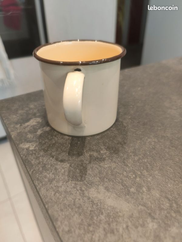 Mug tôle émaillée fleurs (image 5)