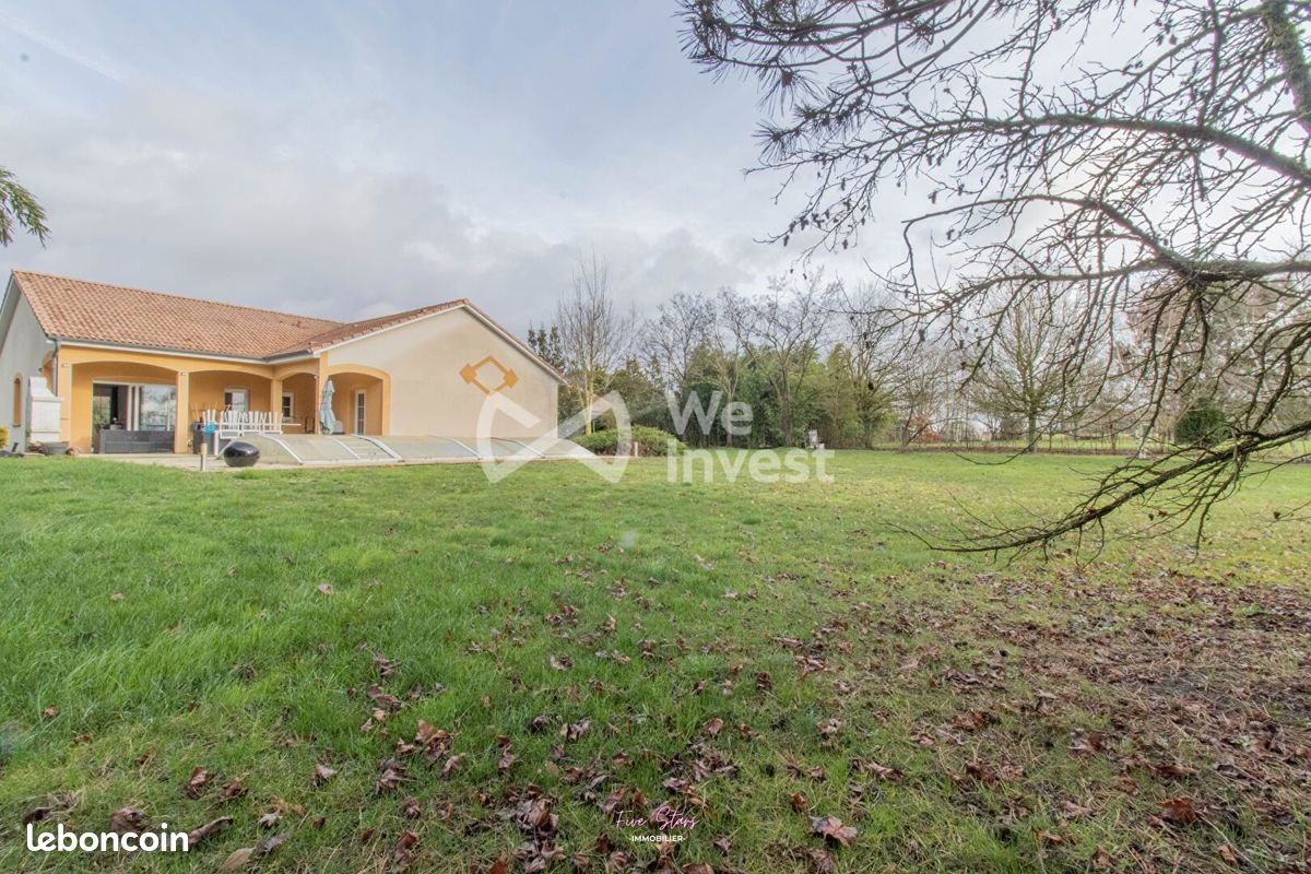 Maison 5 pièces 135 m² · à Les Baroches · 135 m² · 490 000 €