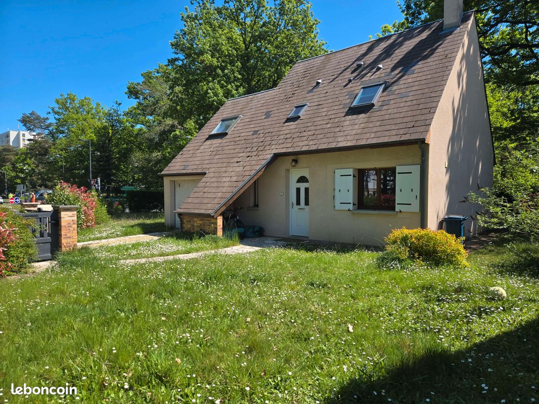 Maison 4 pièces 93 m² · à Orléans · 93 m² · 232 000 €