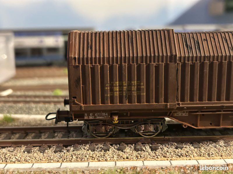 Wagon Couvert SNCF ROCO HO – Parois Coulissantes – état Superbe – Bcargo SNCB