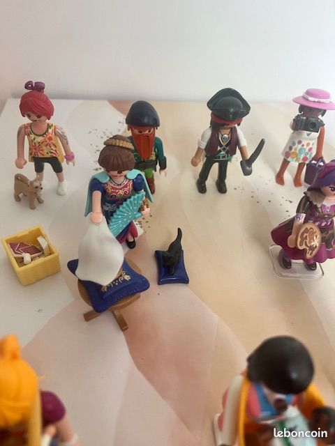 Lot de figurines Playmobil (image 9)