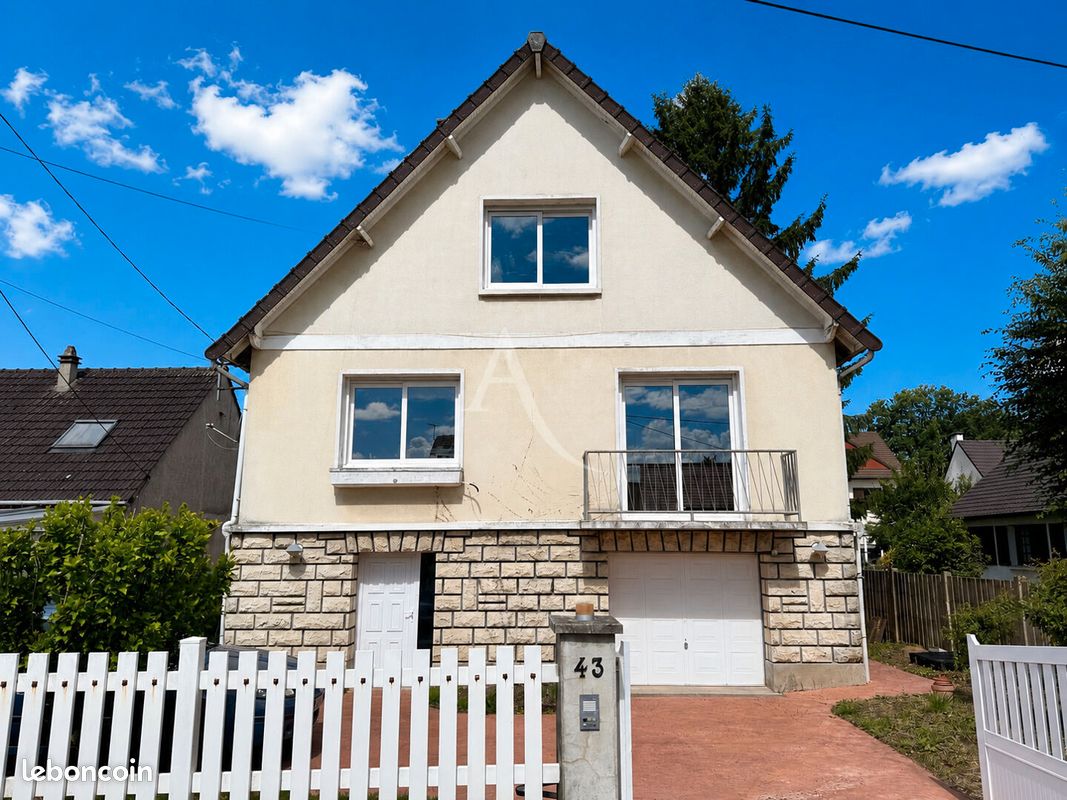 Maison 6 pièces 118 m² · à Ozoir-la-Ferrière · 118 m² · 415 000 €