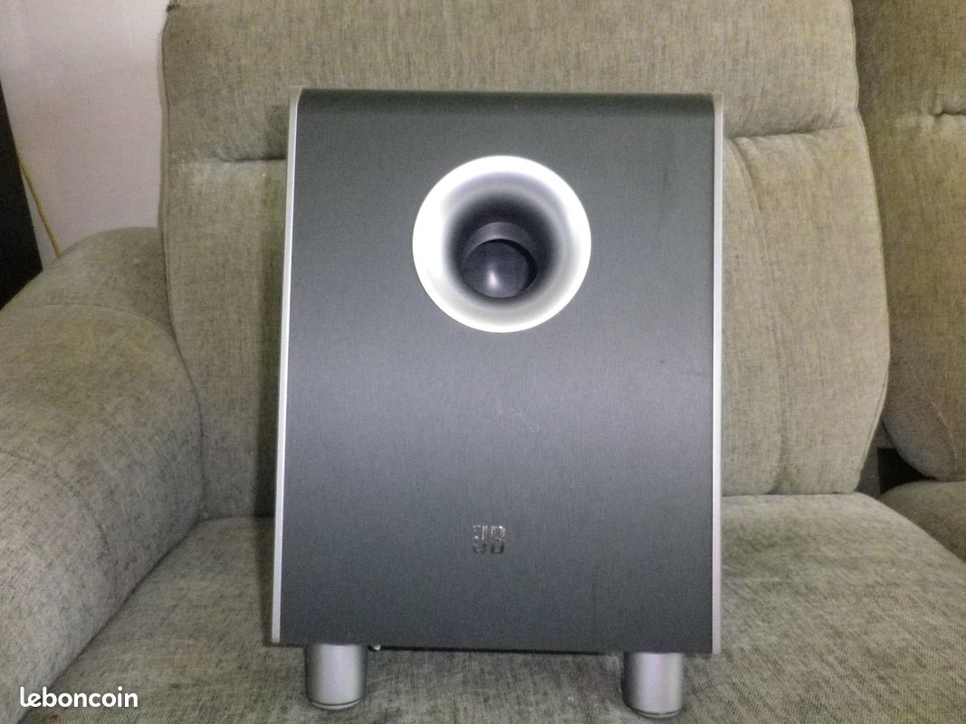 Top affaire caisson de basse actif jbl 100w grave de fou qualite top (image 1)