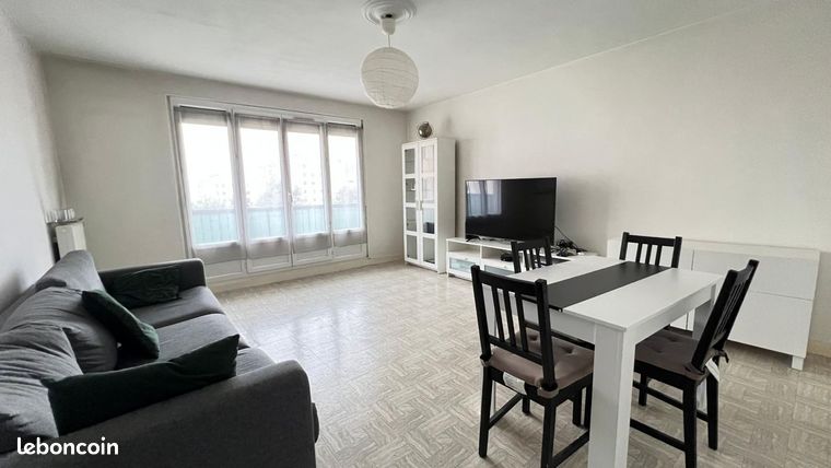 Appartement 4 pièces 82 m²
