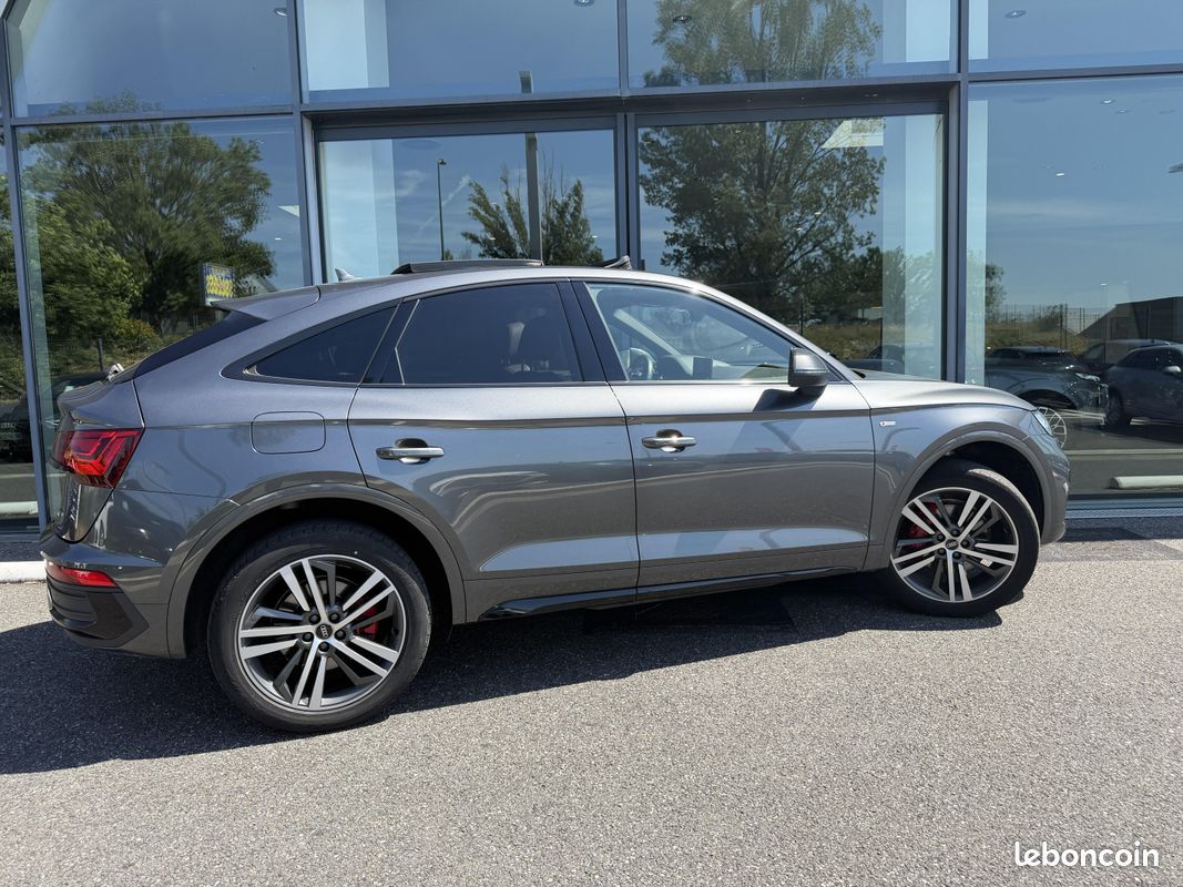 AUDI Q5 Sportback 40 TDI 204 S tronic 7 Quattro S line (image 3)