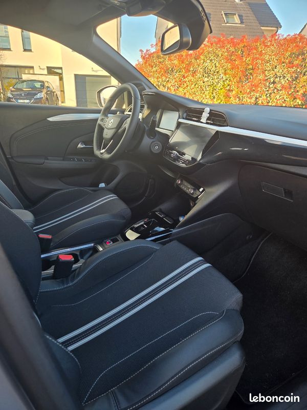 Corsa GS Hybrid 100ch, garantie 11/29, boite auto (image 3)
