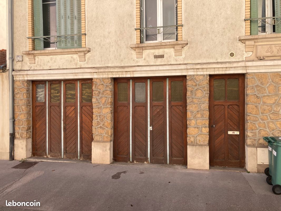 Box garage Nancy Oberlin / 2 Rives · 85 €/mois