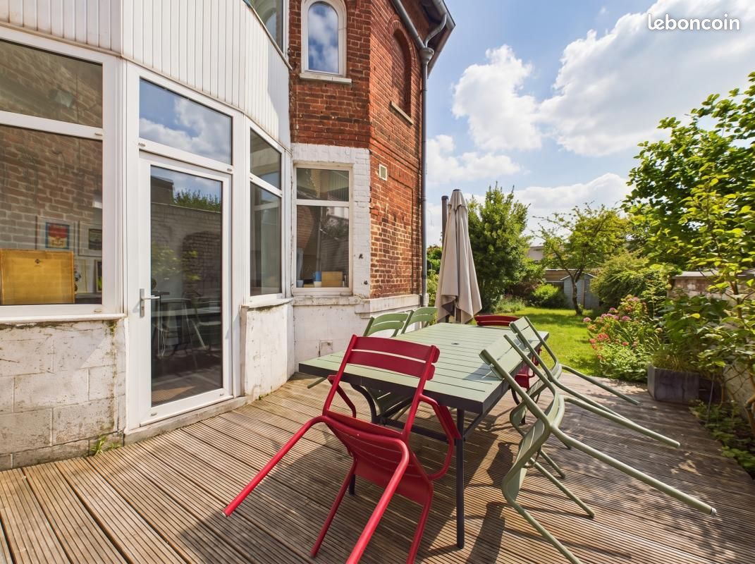 Maison 9 pièces 240 m² (image 6)