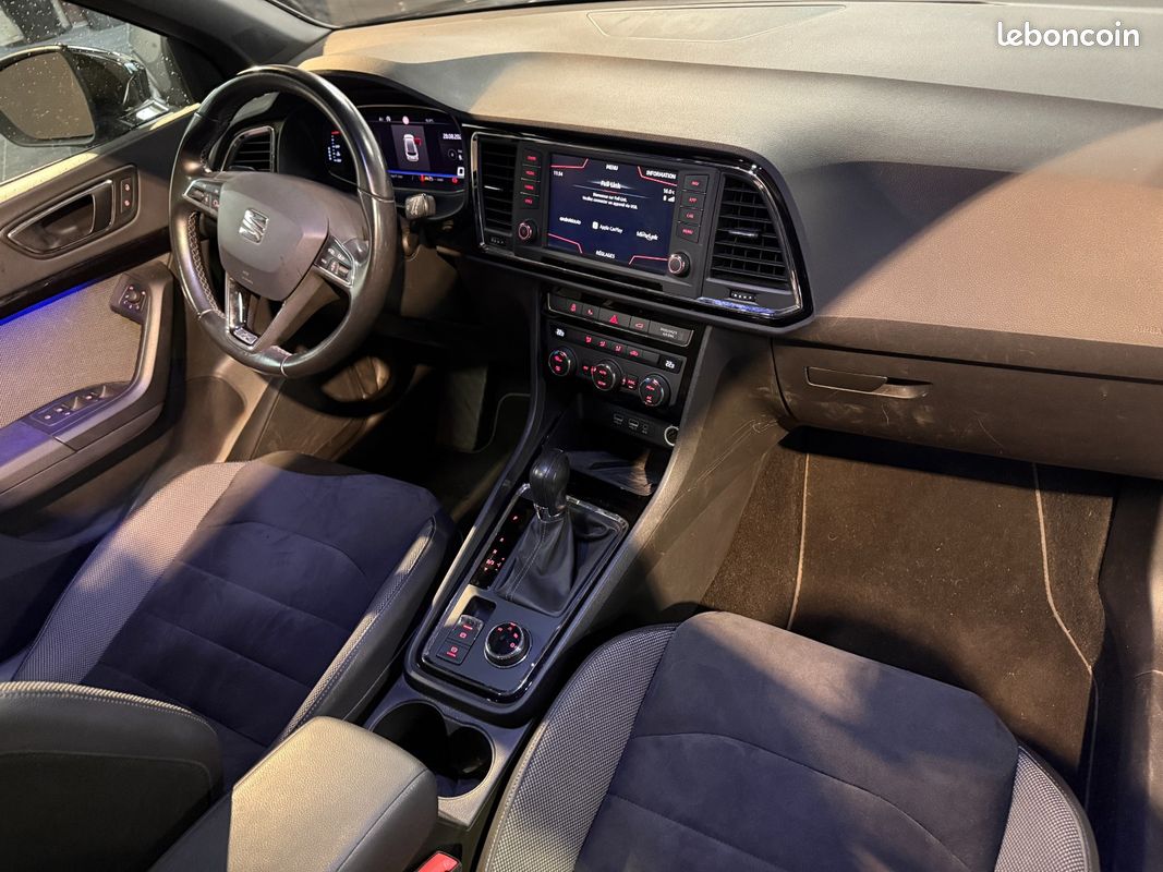 SEAT ATECA 1.4 TSI 150 ch 4Drive XCELLENCE / SUIVI COMPLET SEAT / TOIT OUVRANT /CAMÉRA 360° / CARPLAY / HAYON (image 30)