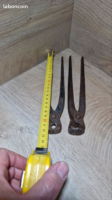2 paires de tenailles anciennes (image 4)