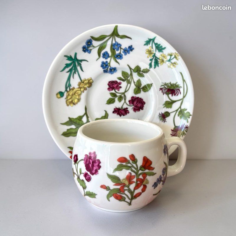 Ensemble Tasse et Soucoupe "Porcelaine de Paris" - Décor Herbier (image 2)