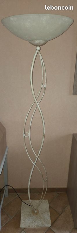Lampe halogène (image 1)