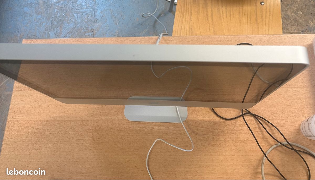 Imac 2008 + Claviers Souris (Prix négociable) (2) (image 4)
