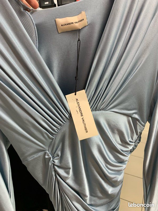 Belle robe mi longue Alexandra vauthier valeur : 1450 (image 17)