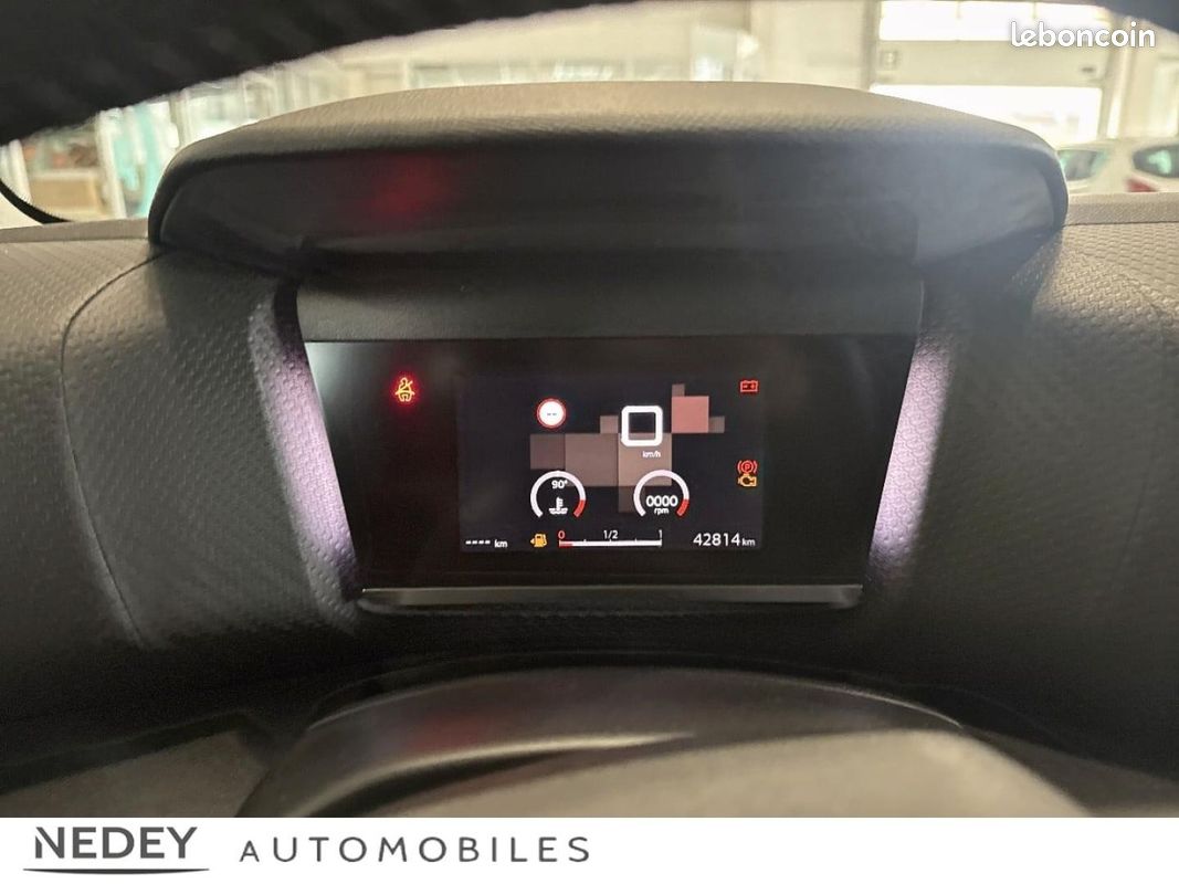 Citroen C4 PureTech 130ch S&S C-Series (image 10)