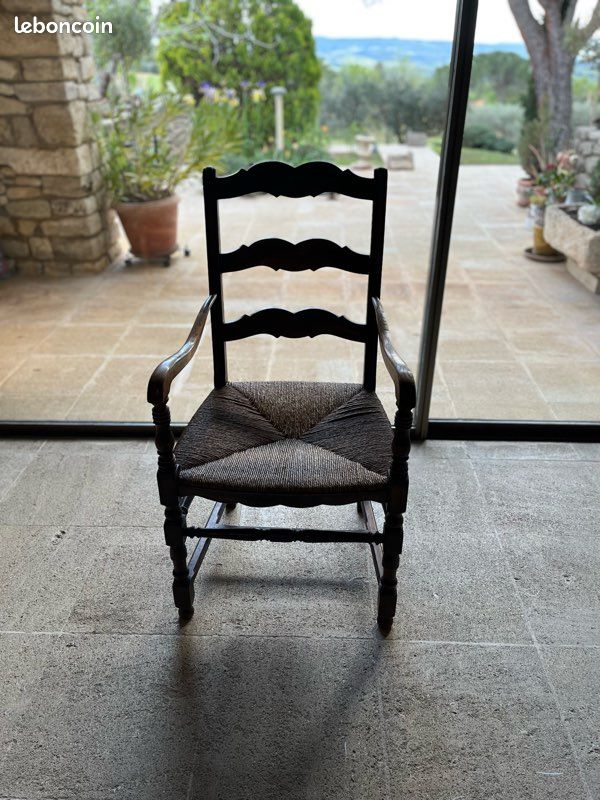 Fauteuil provencal (image 1)