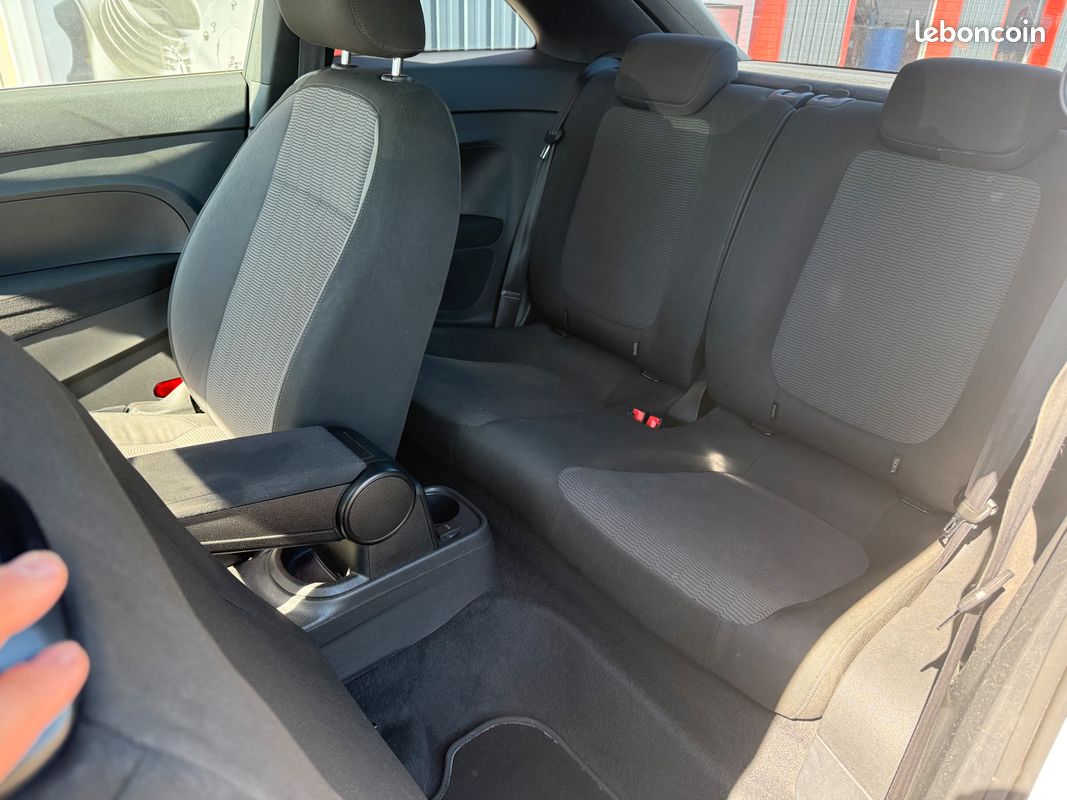Volkswagen Coccinelle 1.2L 105CV Trendline (image 5)