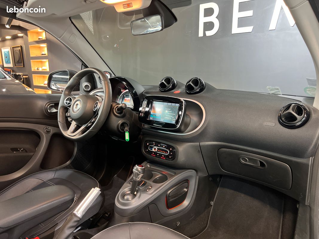 Smart Brabus ForTwo Cabriolet Électrique BRABUS XCLUSIF | Caméra | JBL (image 6)