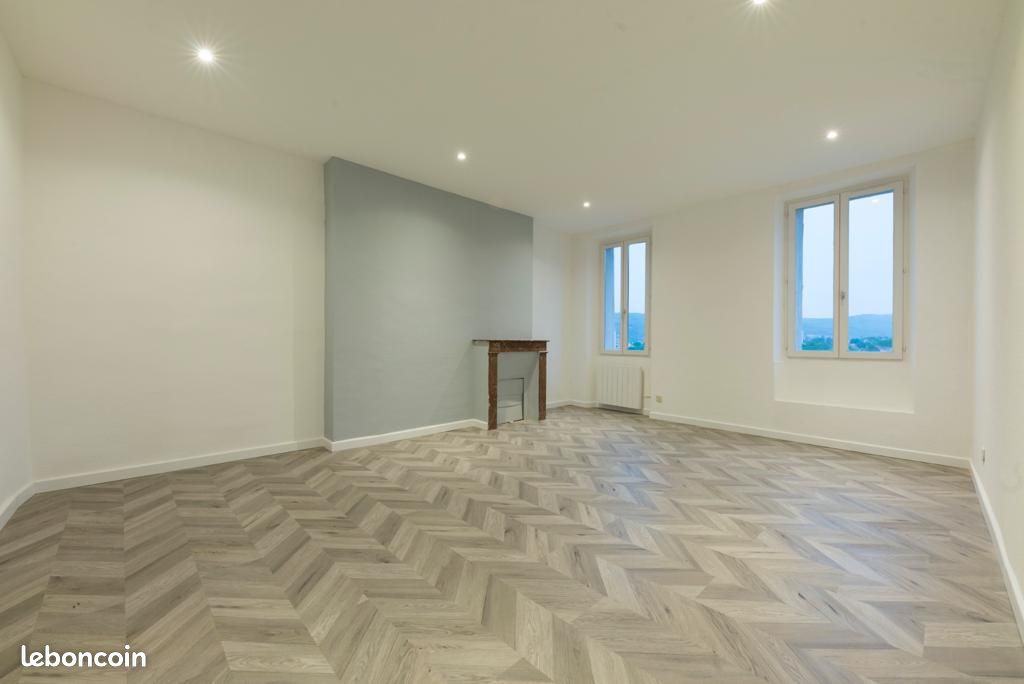 Appartement 5 pièces 103 m² · à Draguignan · 103 m² · 1 190 €/mois