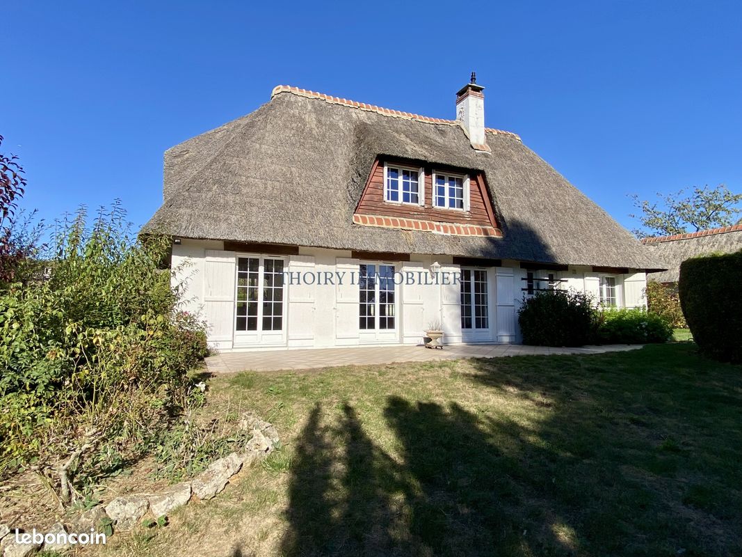 Maison 5 pièces 117 m² · à Thoiry · 117 m² · 407 000 €