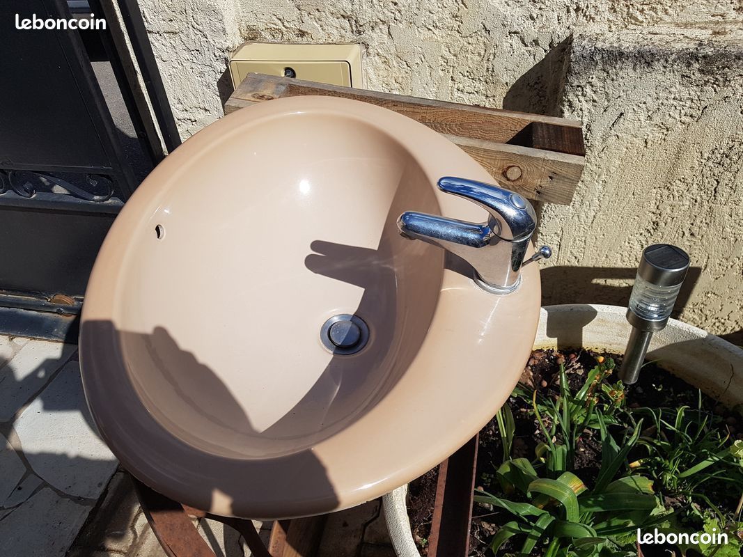 Lavabo complet beige avec siphon + robinet (image 2)