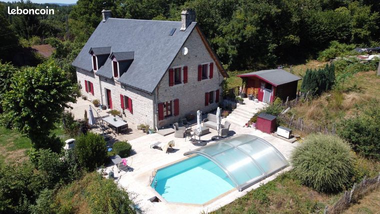 Propriété 6 pièces 148 m²
