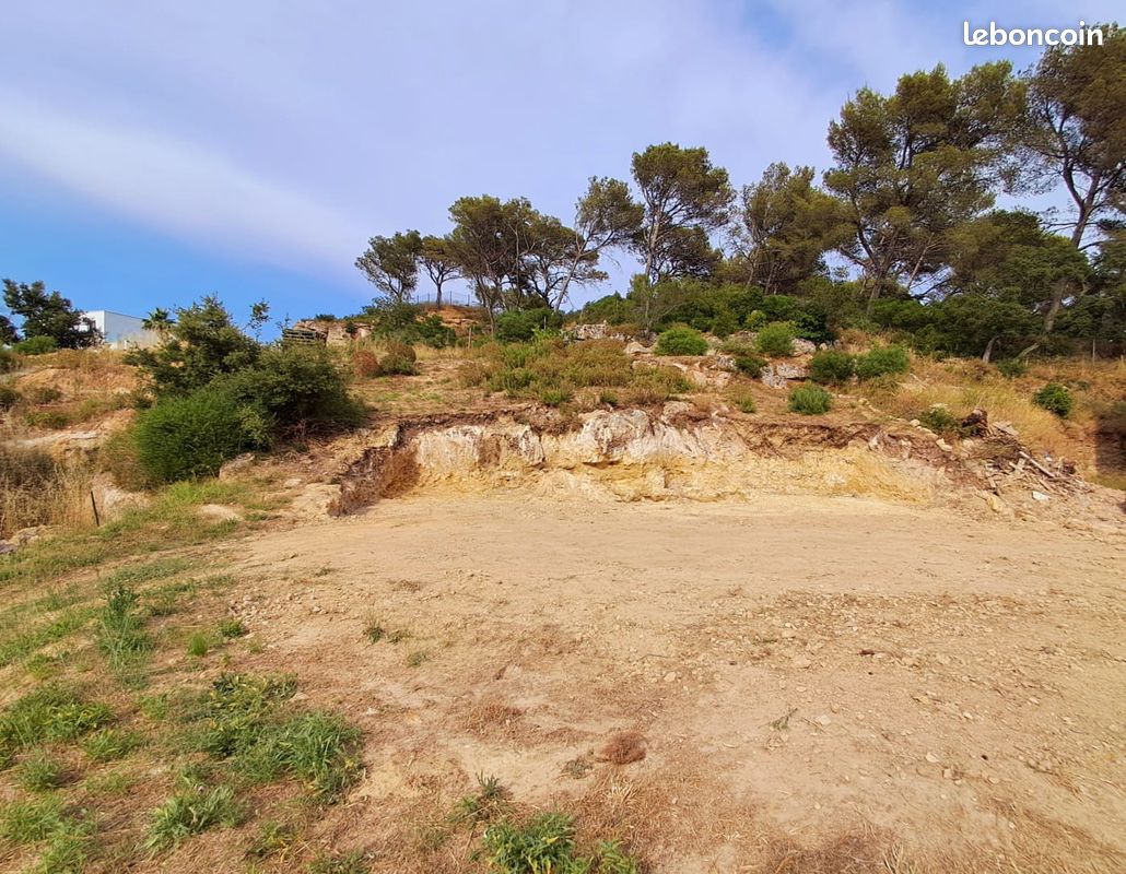 Terrain à bâtir de 550m2 - ISTRES (Le Deven) · 207 000 €