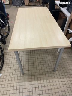 Table (image 4)