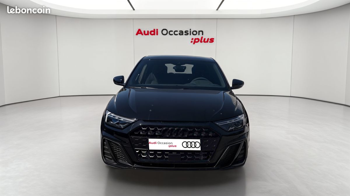 AUDI A1 Sportback 30 TFSI 116 ch S tronic 7 S Line (image 8)