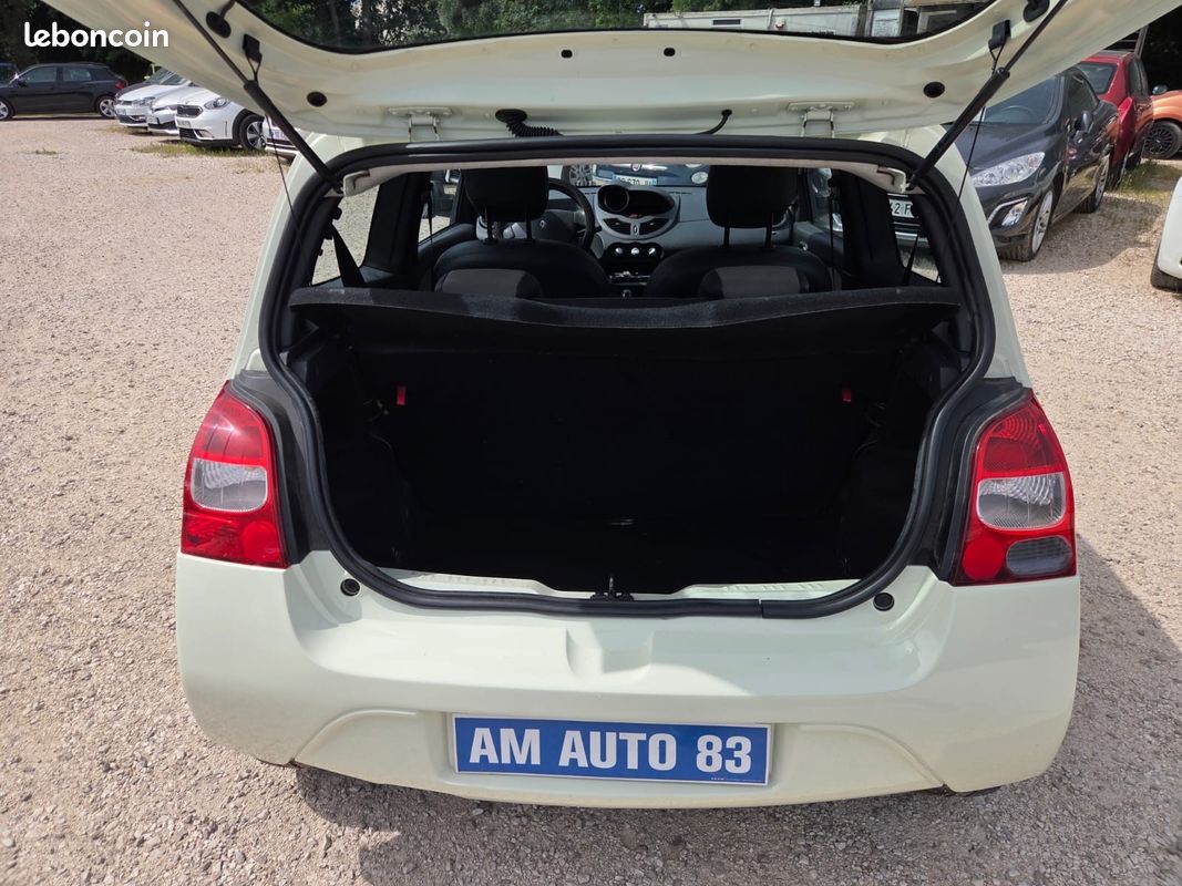 RENAULT TWINGO II 1.2 LEV 16v 75 115g eco2 Dynamique (image 10)