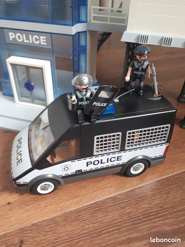 Playmobil commissariat (image 2)
