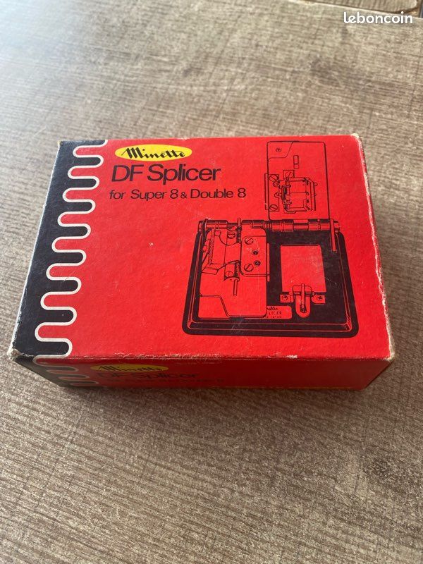 Colleuse Minette DF Splicer Pour Film Super 8 Et Double 8 – Boîte Abîmée, Jamais Utilisée