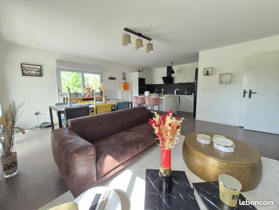 Appartement 4 pièces 87 m² · à Saint-Nicolas · 87 m² · 960 €/mois