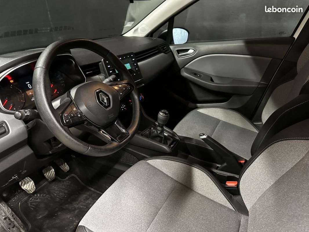 Renault Clio 5 / 1.5 BLUE DCI - 8V TURBO (image 14)