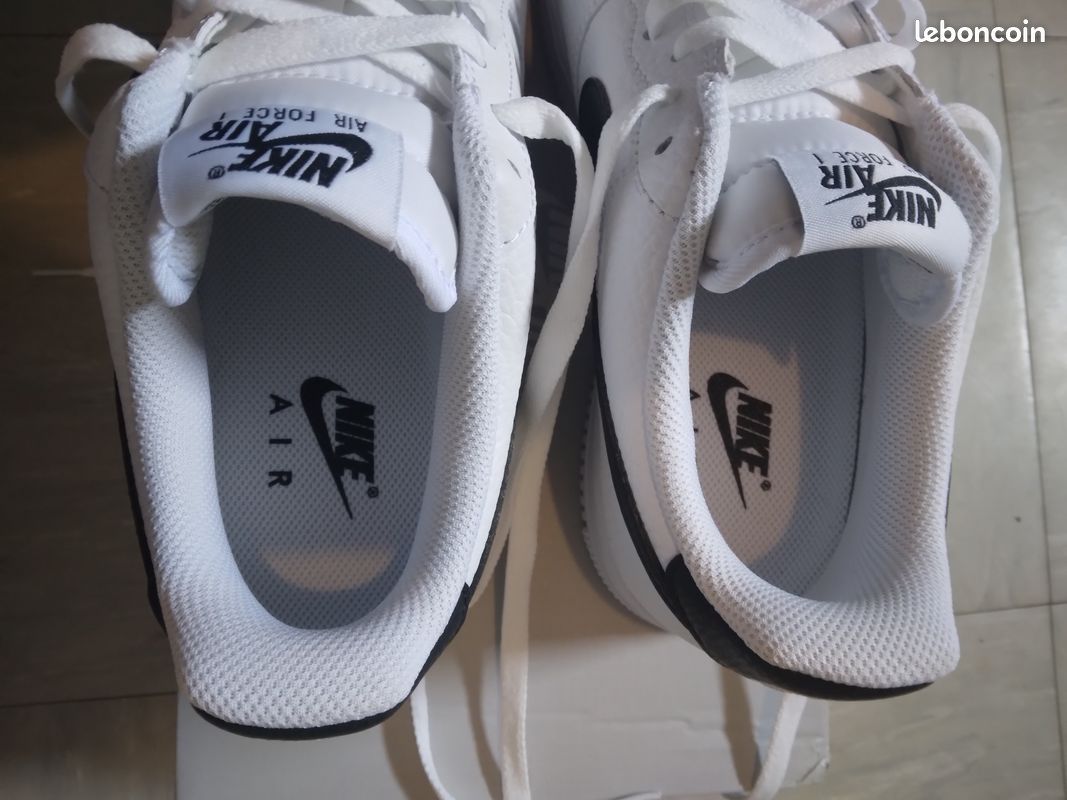 Baskets Nike Air Force Chaussures