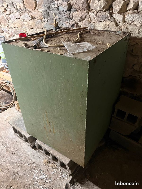 Cuve à gasoil (image 1)