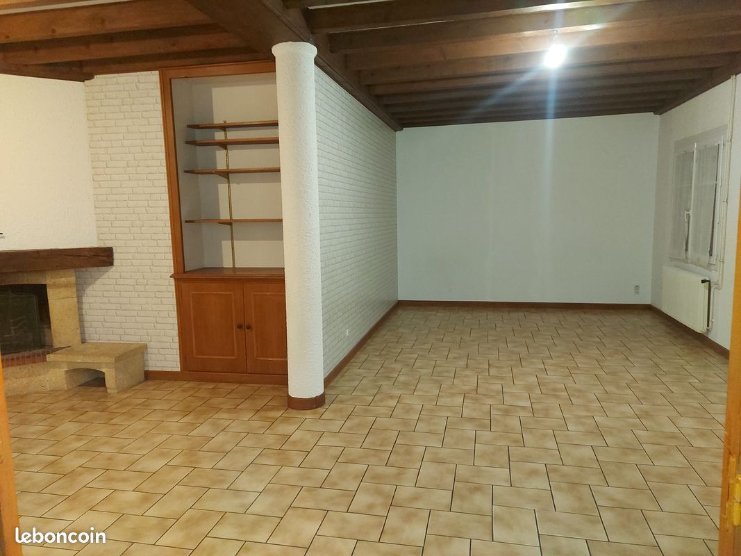 Maison 4 pièces 136 m² · à Longecourt-en-Plaine · 135,8 m² · 922 €/mois