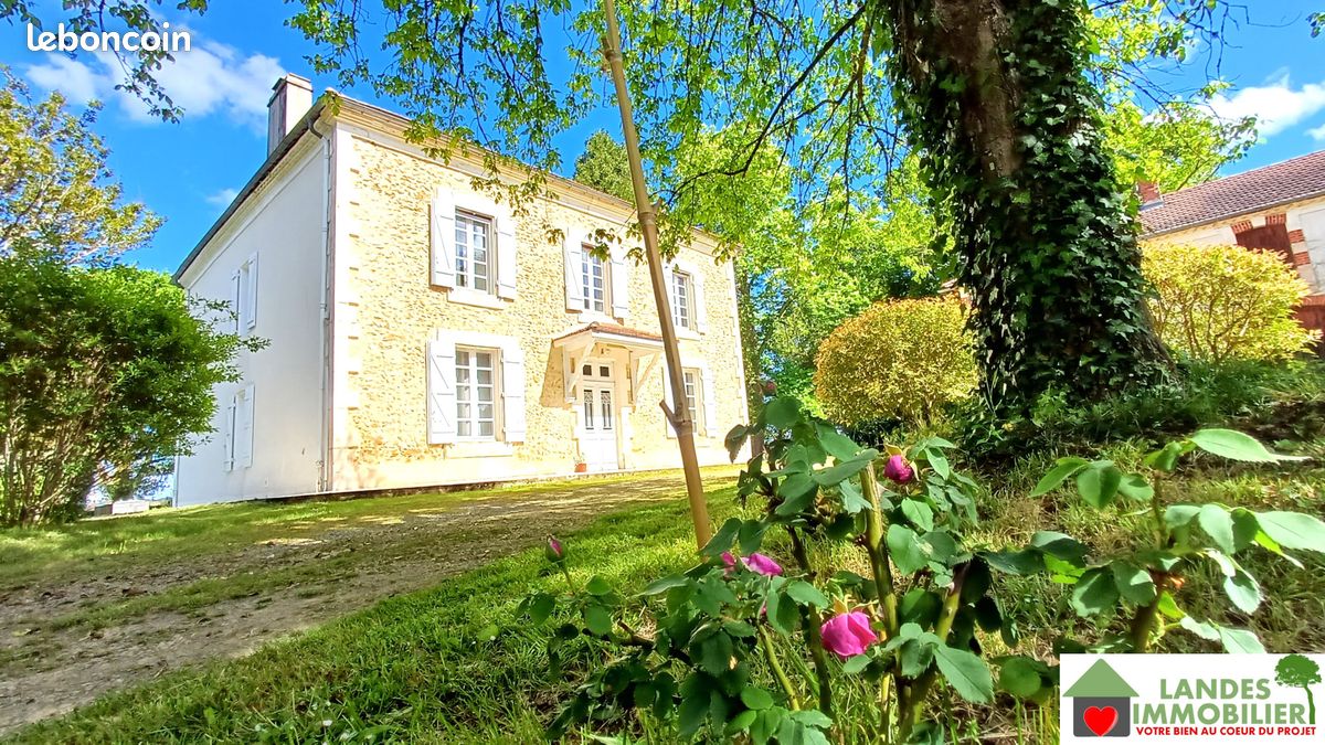 Maison 6 pièces 240 m² · à Uchacq-Et-Parentis · 240 m² · 499 900 €