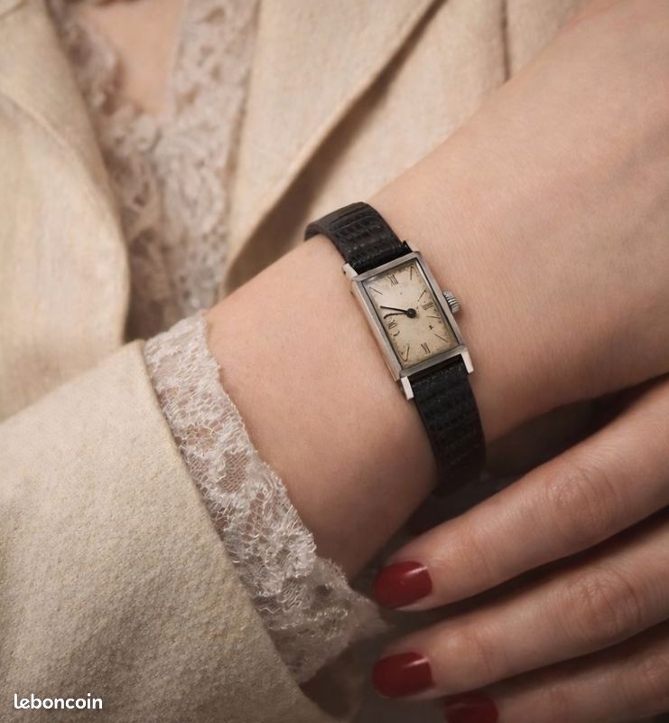 Montre Femme Art Déco Années 1920 - Ne Fonctionne Pas - Pour Pièces - Occasion