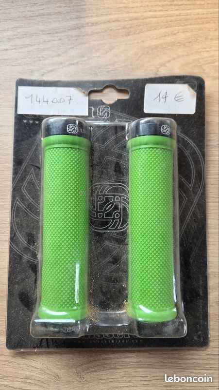 Poignées de cintres de vélo - Trek Bikes (CA