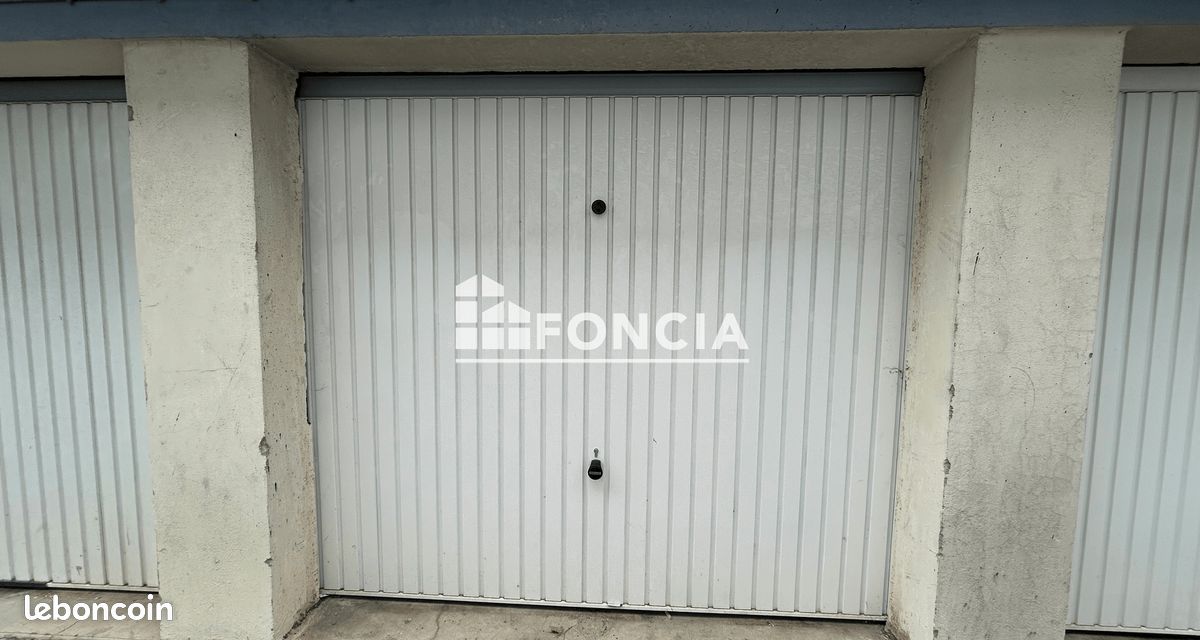 Garage · à Marignane · 92 €/mois
