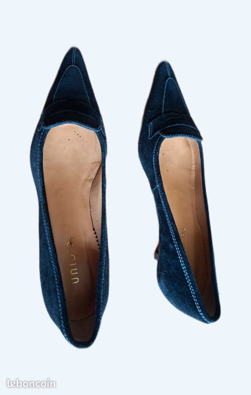 Chaussures escarpins noir pointe fine en nubuk taille 38 (image 1)