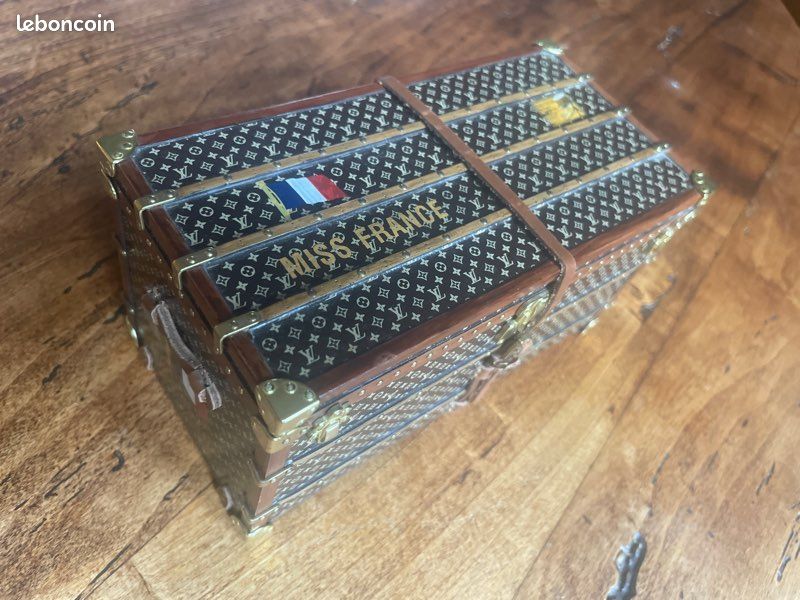 Malle Presse-Papier Miniature de Louis Vuitton (image 5)