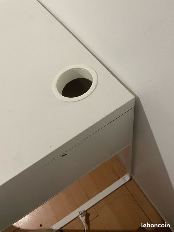 Petit bureau blanc avec tiroir – Idéal télétravail ou étudiant (image 5)