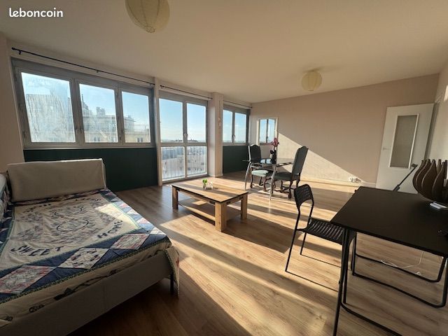 Appartement 3 pièces 80 m² · à Châteauroux · 80 m² · 720 €/mois