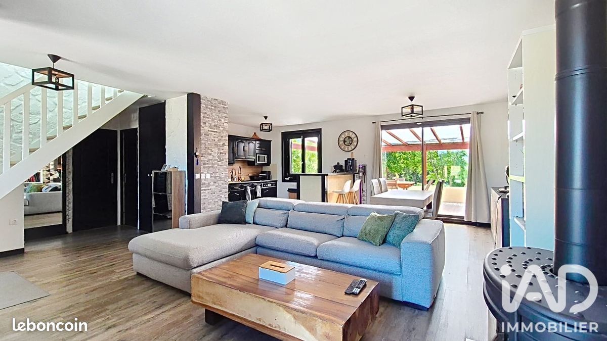 Maison 6 pièces 120 m² · à Bouleurs · 120 m² · 375 000 €